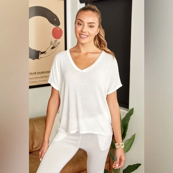 (5364-5331-WHT) COMFY 2PC SOFT KNIT TOP AND PANTS SET - Picture 2 of 4